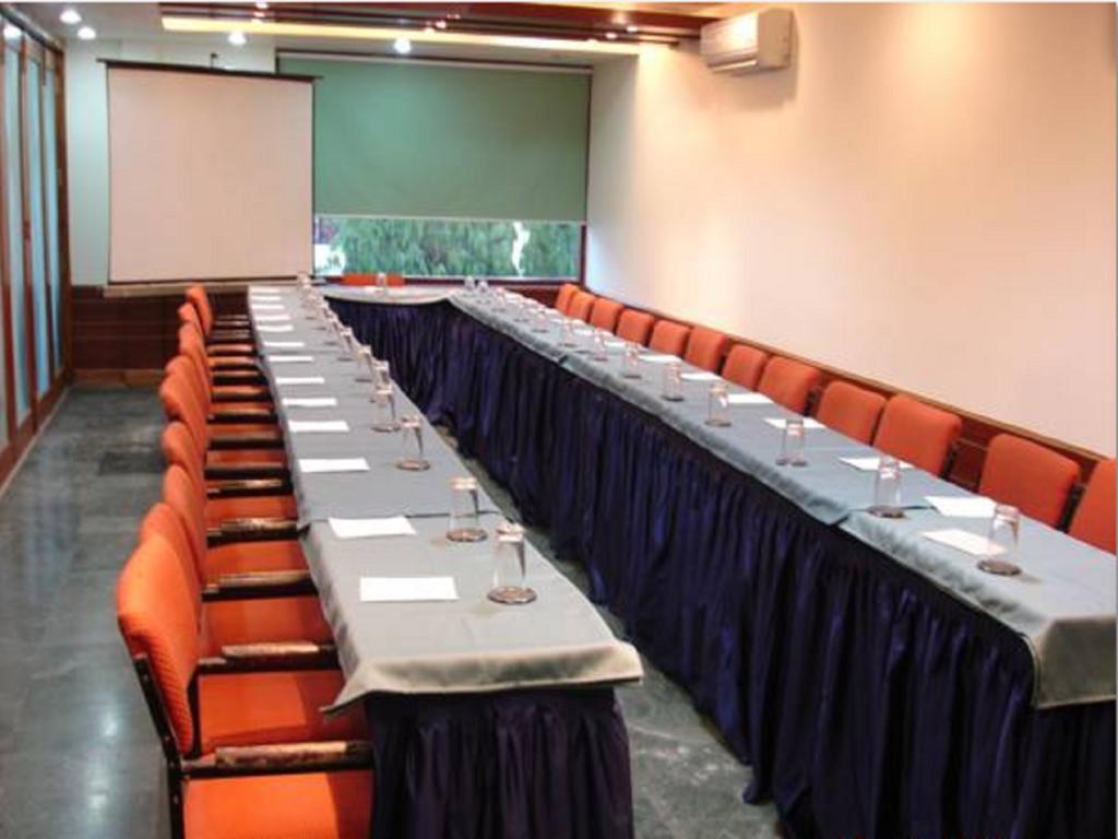 לקנאו Oyo 15791 Flagship Hotel Executive Hazratganj מראה חיצוני תמונה