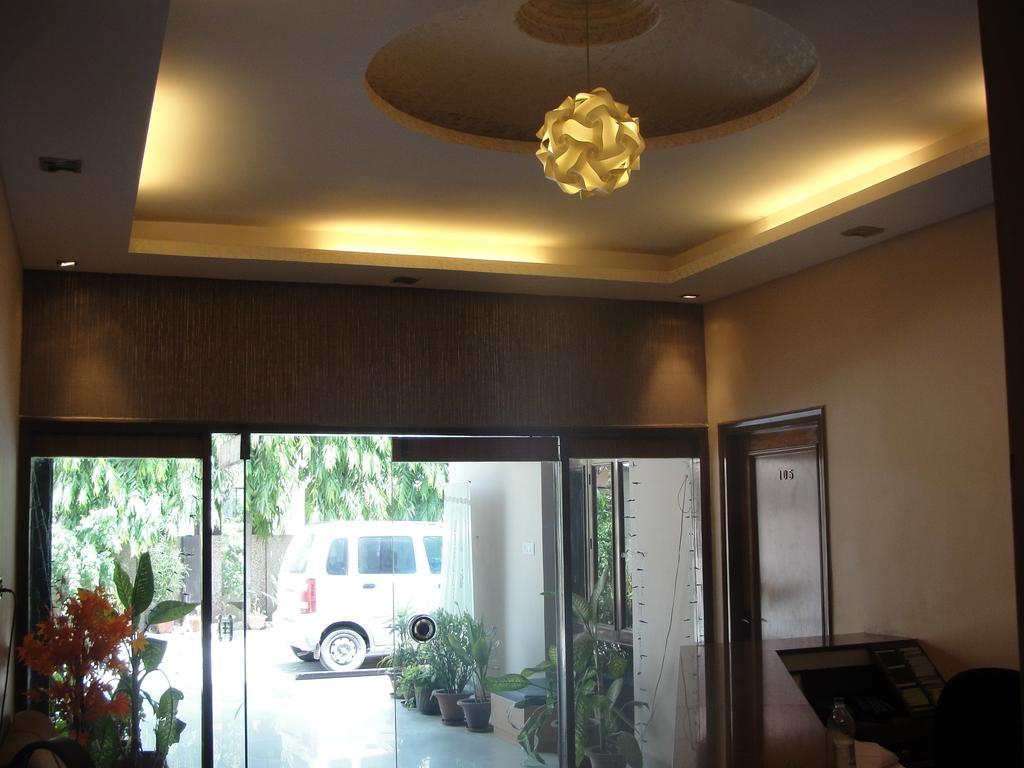 לקנאו Oyo 15791 Flagship Hotel Executive Hazratganj מראה חיצוני תמונה